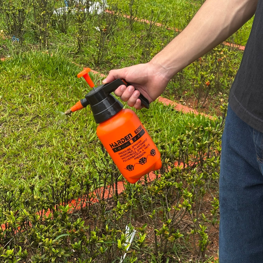 0.3 Gal Hand Pump Sprayer with Copper Nozzle